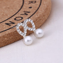 Load image into Gallery viewer, Recommend Cute Exquisite Simlated Pearl Crystal Stud Earring Butterfly Snowflake Star Triangle Crown Shape Earring
