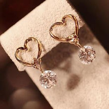Load image into Gallery viewer, New Fashion Crystal Earrings for Women Pearl Women Branch Shell Pearl Flower Stud Earrings Female

