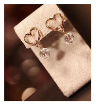 Load image into Gallery viewer, New Fashion Crystal Earrings for Women Pearl Women Branch Shell Pearl Flower Stud Earrings Female
