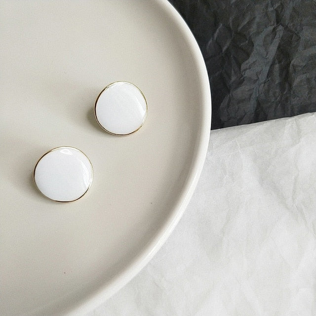 AOMU White Enamel Geometric Round Square Irregular Acrylic Calla Flower Stud Earrings for Women Girl Elegant Party Jewelry Gift