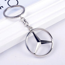 Load image into Gallery viewer, New for Mercedes benz accesorios llavero sólido ahuecado for Mercedes trigo coche Logo coche Llaveros de metal anuncio colgante
